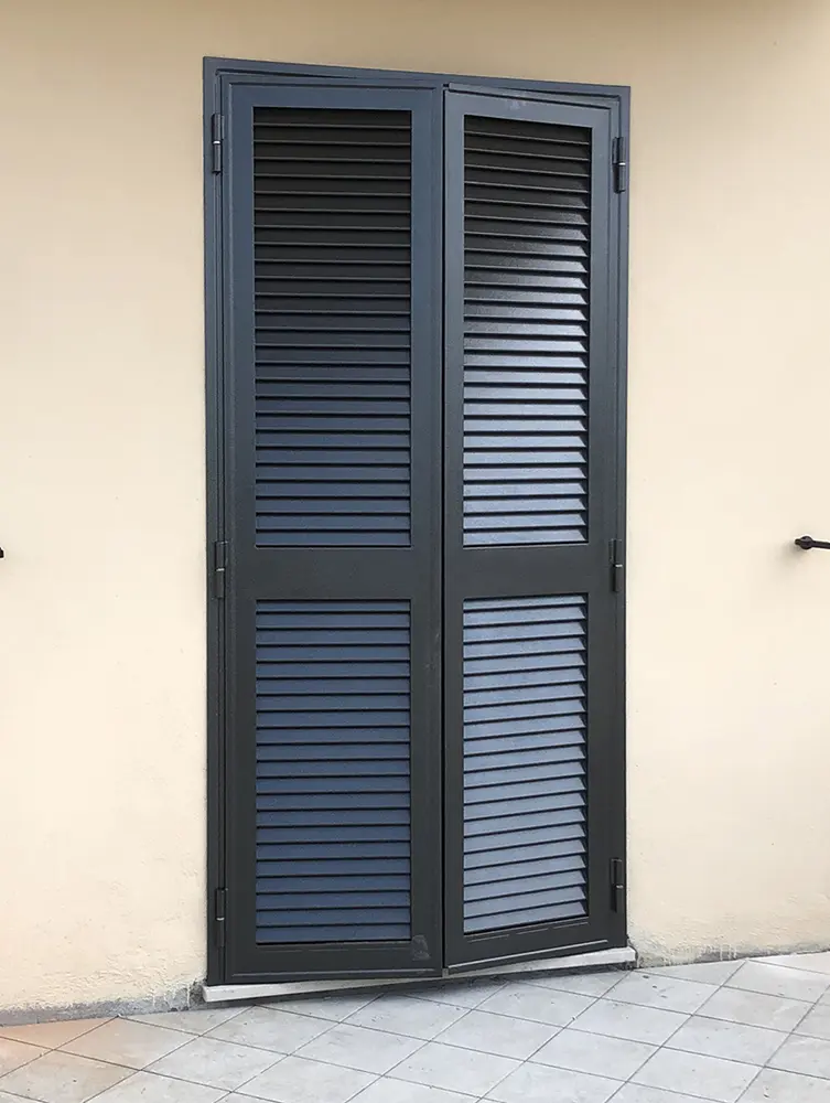 persiane-in-ferro-1 persiane in ferro Massimi Infissi a Monterotondo, Roma